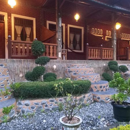 Sahnan Guest House Букіт-Лаванґ Екстер'єр фото