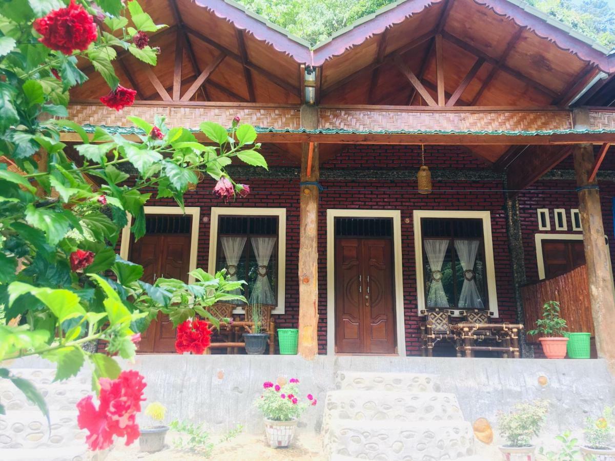 Sahnan Guest House Букіт-Лаванґ Екстер'єр фото